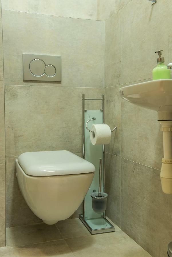 Exclusive 3 Bedroom Top-Notch Flat, Great Location Πράγα Εξωτερικό φωτογραφία