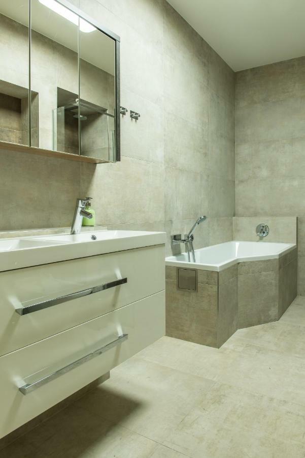 Exclusive 3 Bedroom Top-Notch Flat, Great Location Πράγα Εξωτερικό φωτογραφία